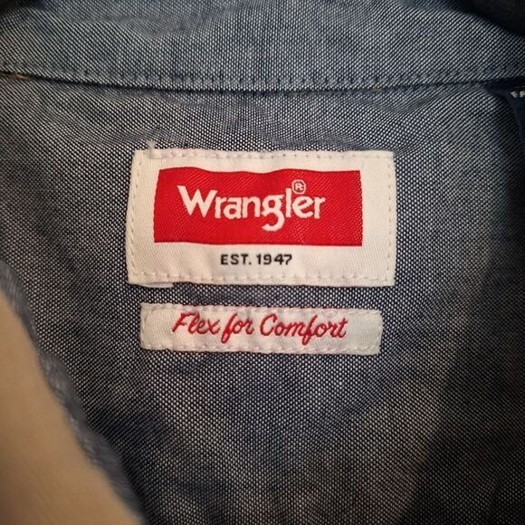 Wrangler Tan  button down shirt with embroidery size XL/TG - Picture 2 of 6